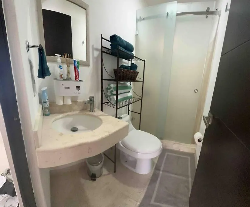Condo Habitalia Paraiso Equipado Cancun Mexico