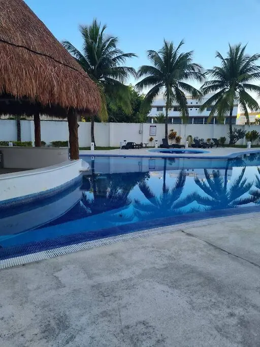 Condo Habitalia Paraiso Equipado Cancun Mexico