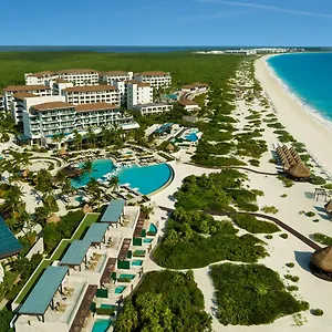 Dreams Playa Mujeres Golf & Курортный комплекс